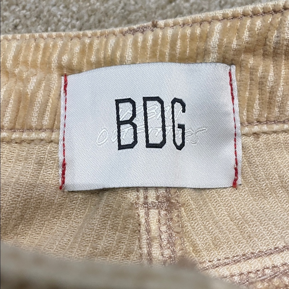 BDG MOM HIGH RISE TAN CORDUROYS - Picture 4 of 6